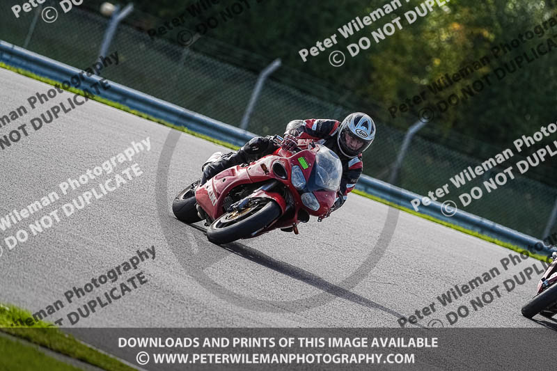 donington no limits trackday;donington park photographs;donington trackday photographs;no limits trackdays;peter wileman photography;trackday digital images;trackday photos